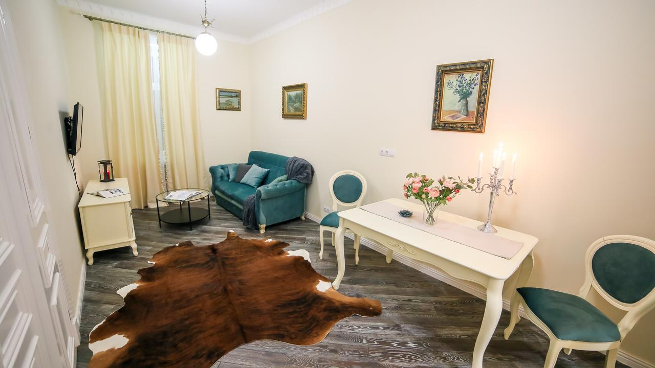 Franco Luxury Apartment Лвив Екстериор снимка