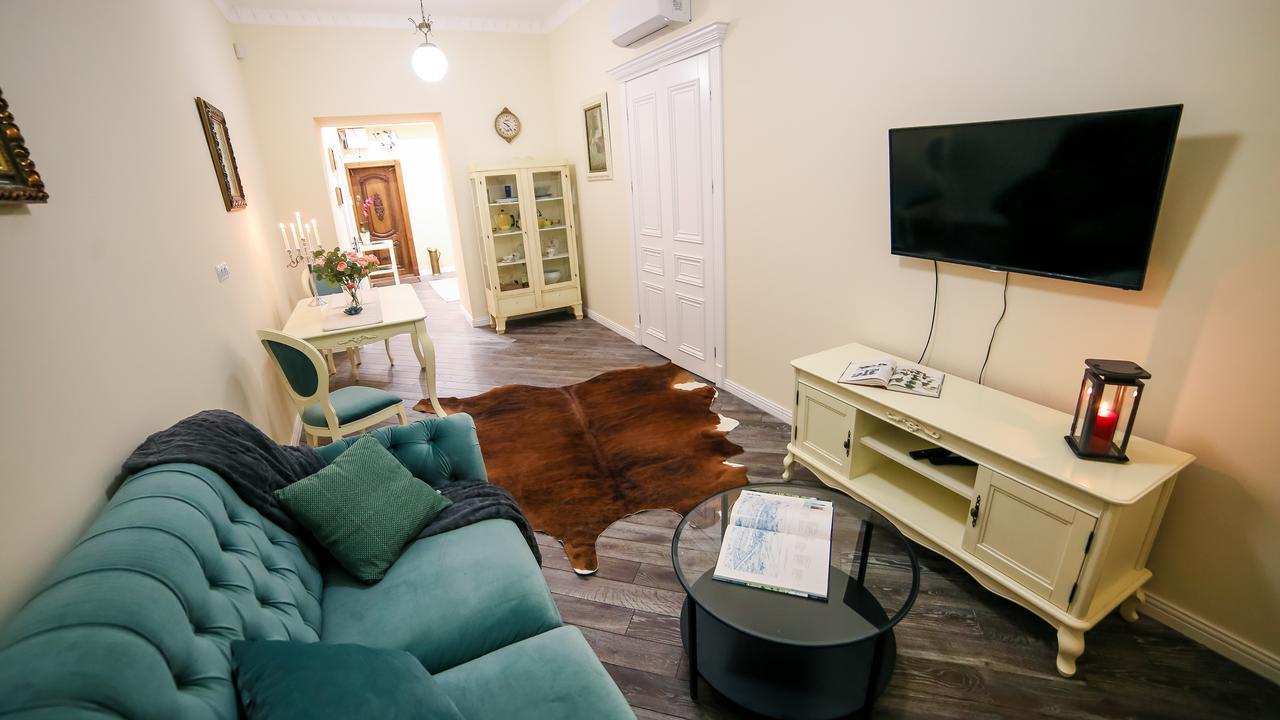 Franco Luxury Apartment Лвив Екстериор снимка